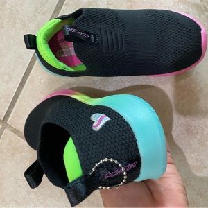 Girl sketcher comfort shoes